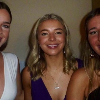 Emily Crighton || profile photo
