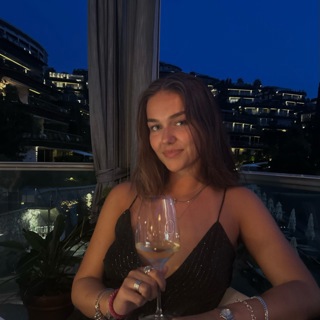 Leonie MacDougall || profile photo